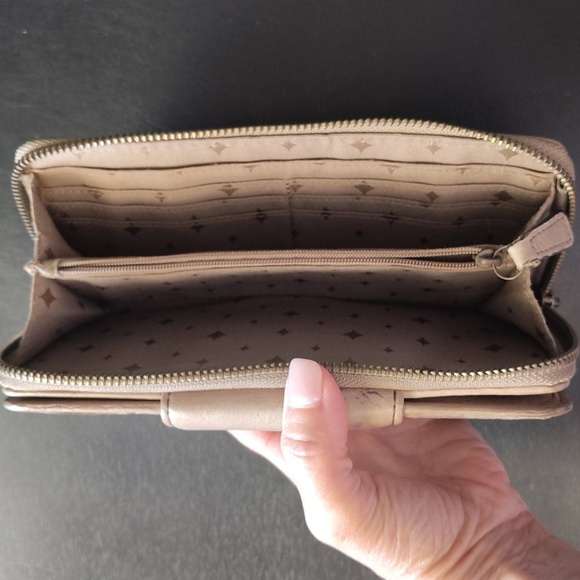 Fossil Leather Wallet Multicolor Lots of Pockets Zip Around - Picture 7 of 11